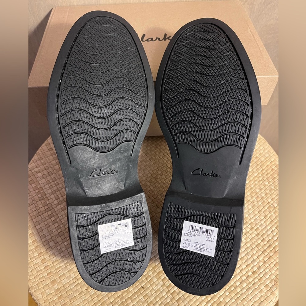 Clarks Atticus Edge Black Loafer 8.5M new in box - Picture 6 of 10